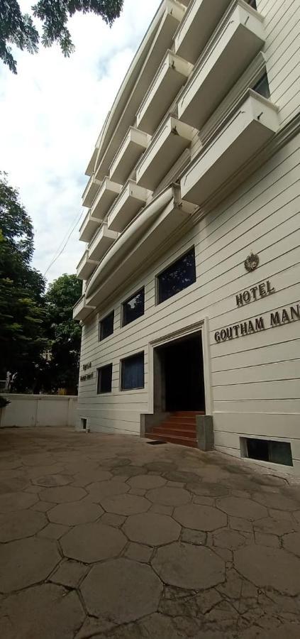 Hotel Goutham Manor Ченнаи Экстерьер фото